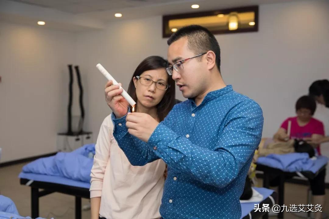 艾灸上火如何引火下行,倪海厦讲艾灸上火引火下行的视频