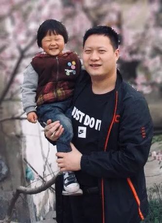 绳语连心：生死拍档水底寻尸