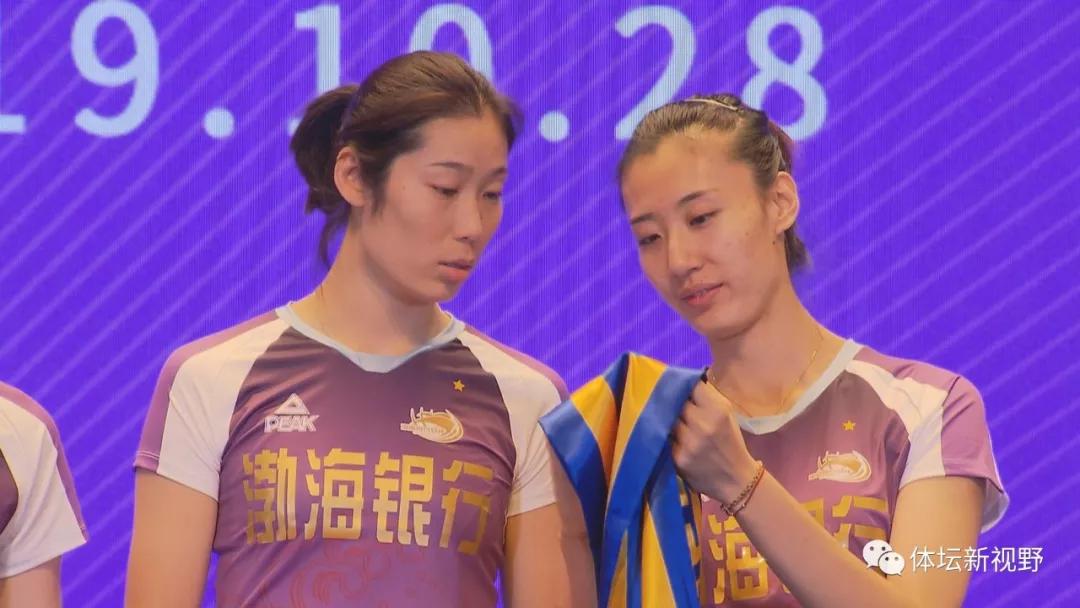 天津冠军领跑,冠军天津投掷