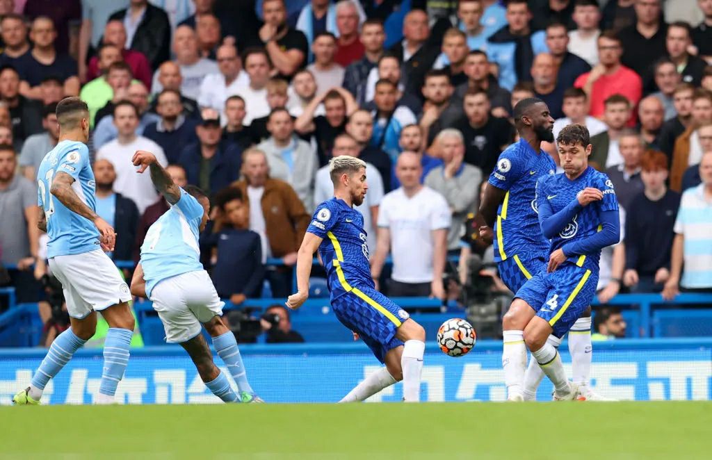 曼城4-4切尔西打成平局,曼联2-1曼城切尔西欧战