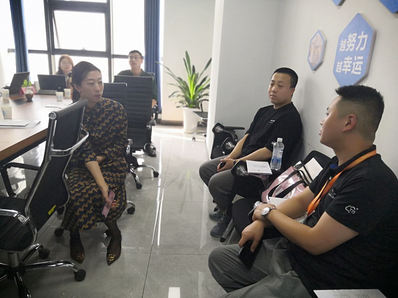 天津seo搜索引擎营销价目表,seo搜索引擎营销工作内容