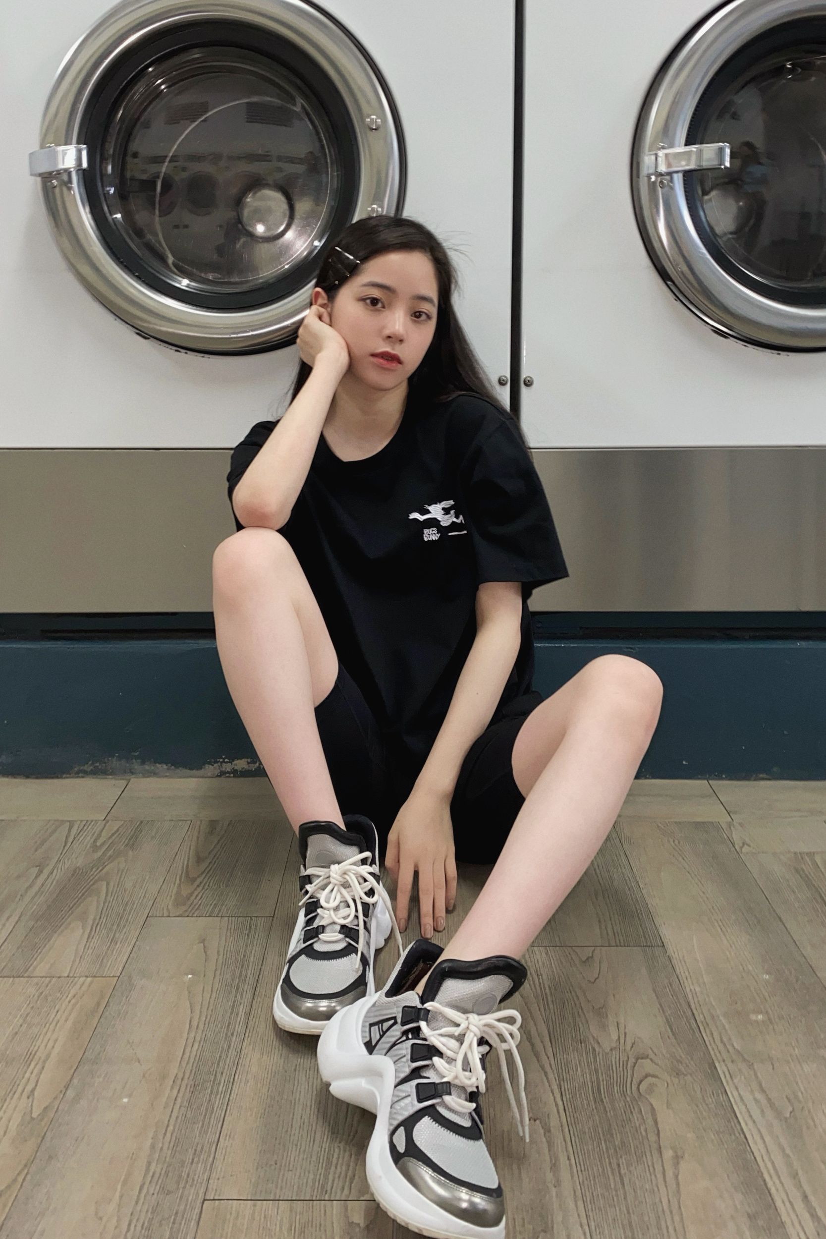 欧阳娜娜穿搭日常回归现实,欧阳娜娜私服酷帅风穿搭