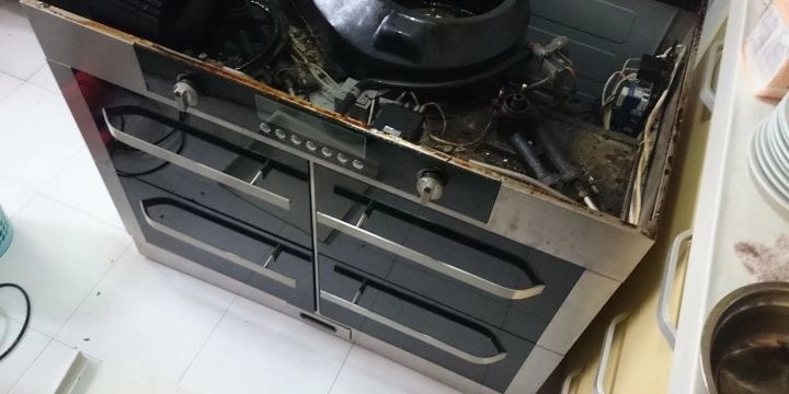 油烟机买集成灶好还是买普通的好,买油烟机划算还是买集成灶