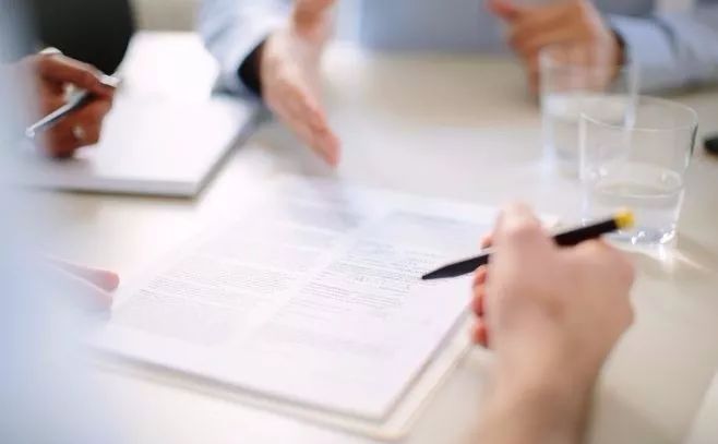 起诉后撤诉是否引起诉讼时效中断,起诉后又撤诉的退律师费吗