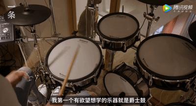 萧敬腾雨神在哪里求婚,雨神萧敬腾当爱已成往事