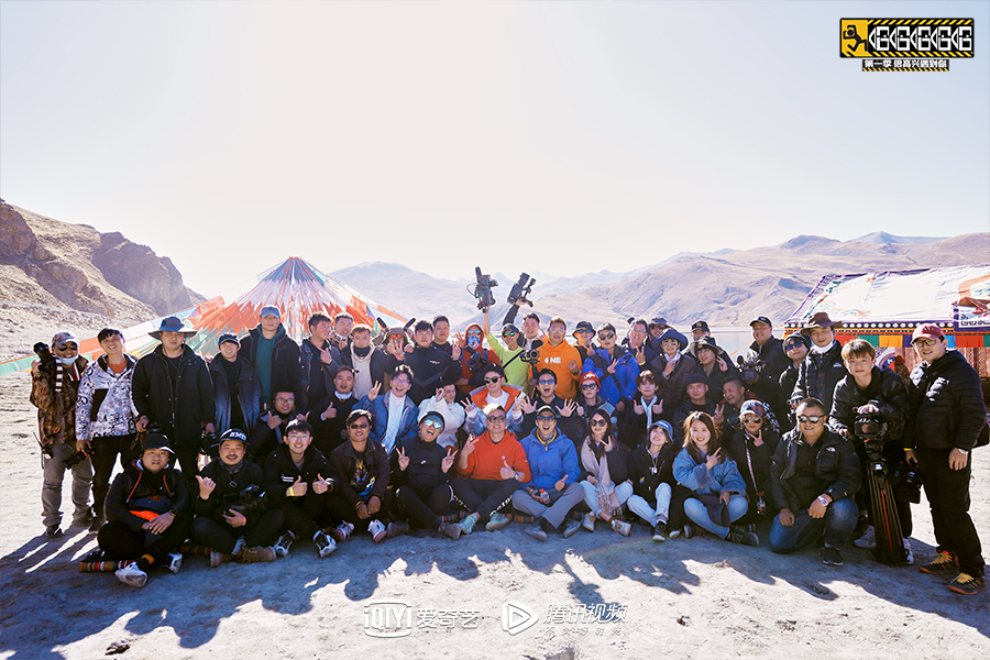 爱腾联手打造的哈哈哈哈哈持续登顶各大榜单，高热收官背后是什么