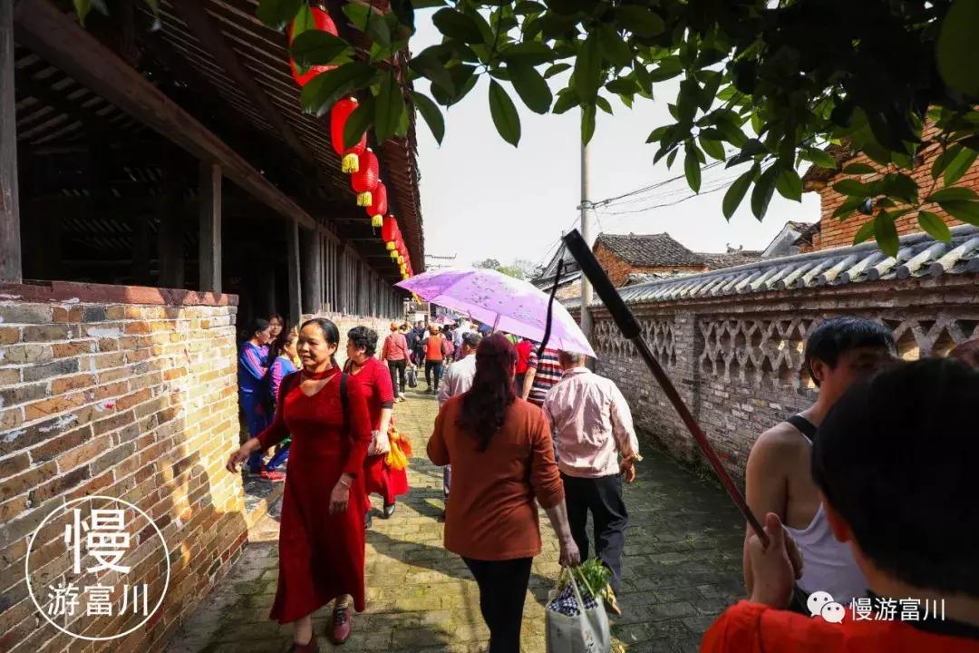 韩国富川旅行团,赞非