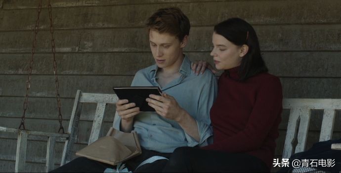 一家三口搬去新家的国内恐怖片,令人感到毛骨悚然的高分恐怖片