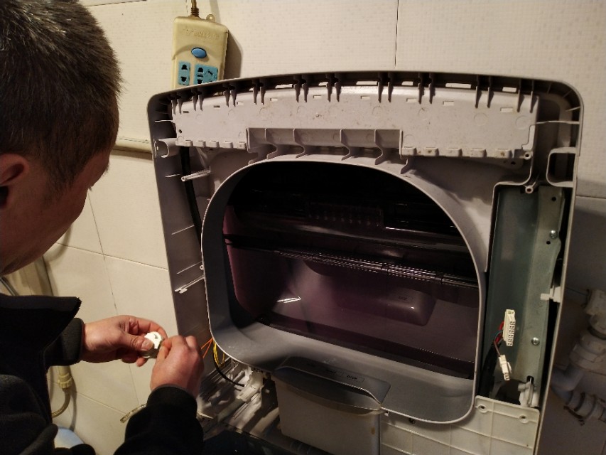 海尔全自动波轮洗衣机不排水原因,海尔全自动洗衣机波轮转不脱水