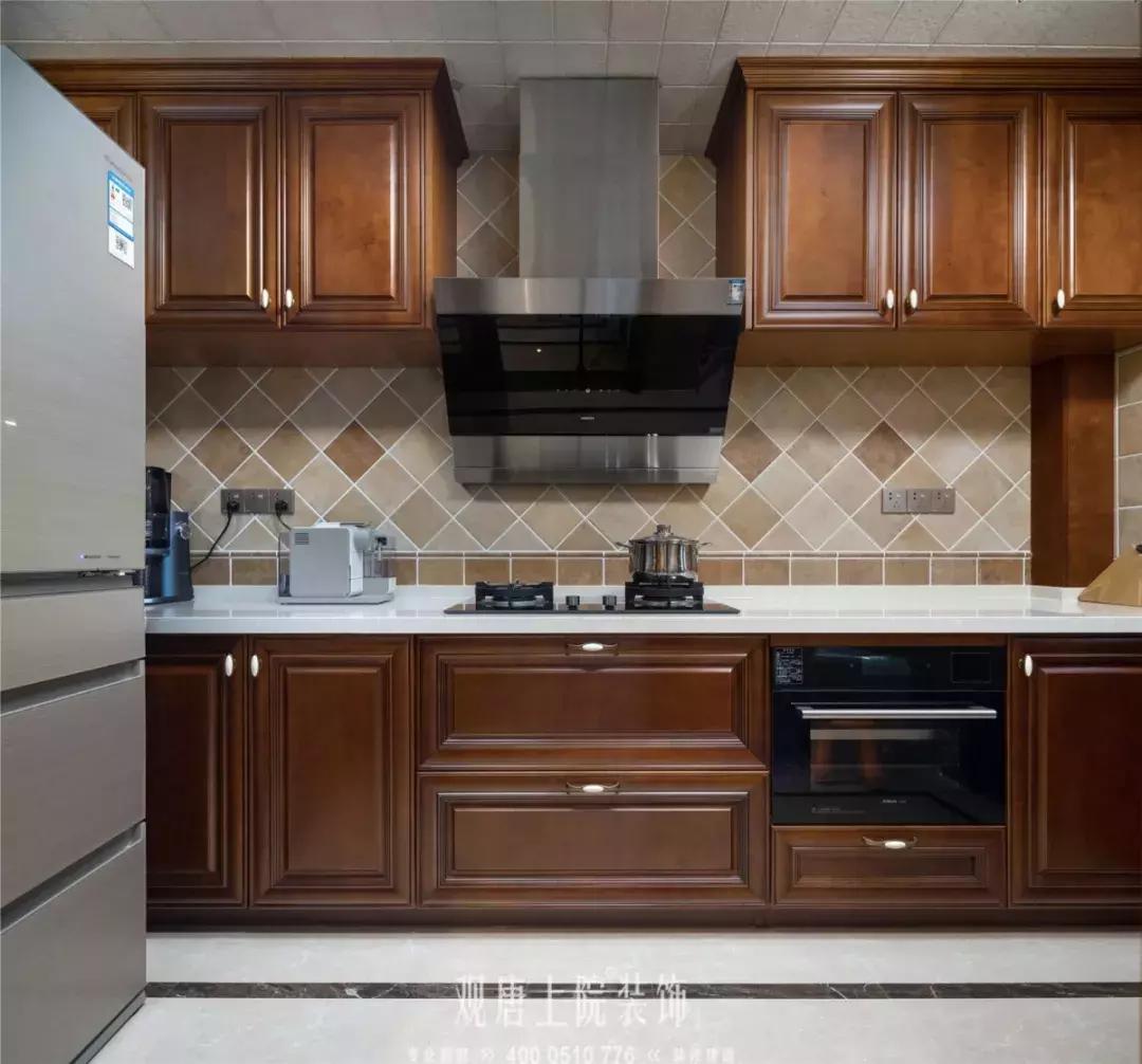 我愿意深深扎入生活下一句是什么,我愿意深深地扎入生活原句