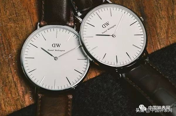 有哪些好看极简的手表 (极简电子手表)