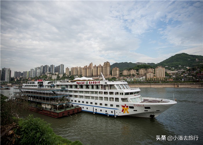 去三峡游轮旅游攻略及费用,去三峡游玩需要准备哪些