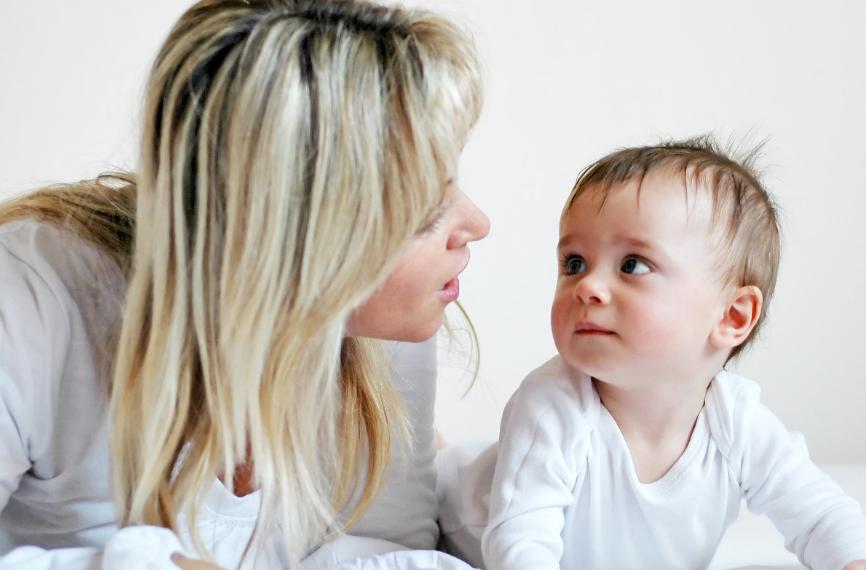 小孩说话结巴家长怎么引导,19个月的宝宝不会说话怎么引导