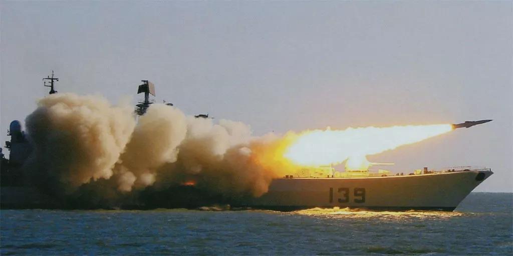 俄罗斯航母杀手光荣级巡洋舰,俄航母杀手有多厉害