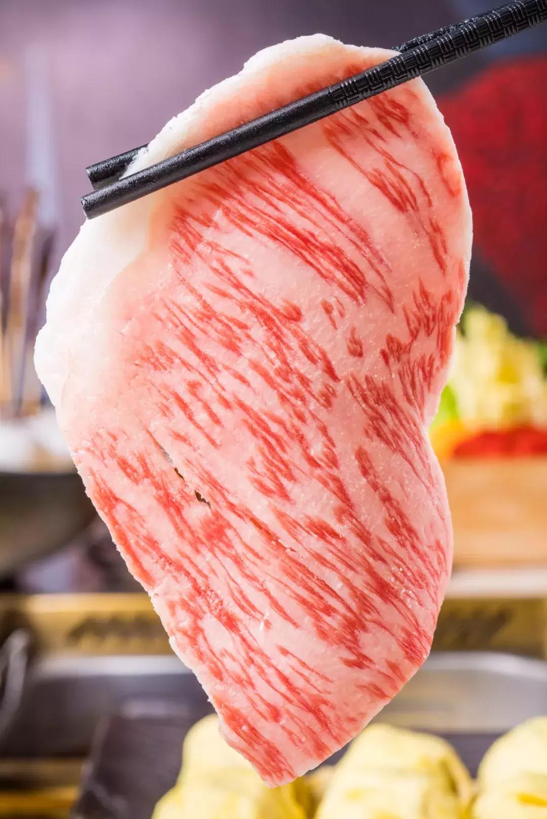 斥资1500万!人广惊现①家*场赌**火锅,明星、赌王千金都来打call