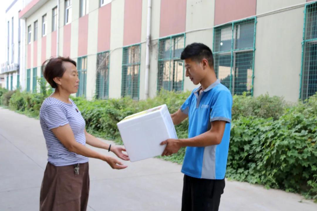 你的冰淇淋再也不怕化了！这样包装冰冻时间可达70小时