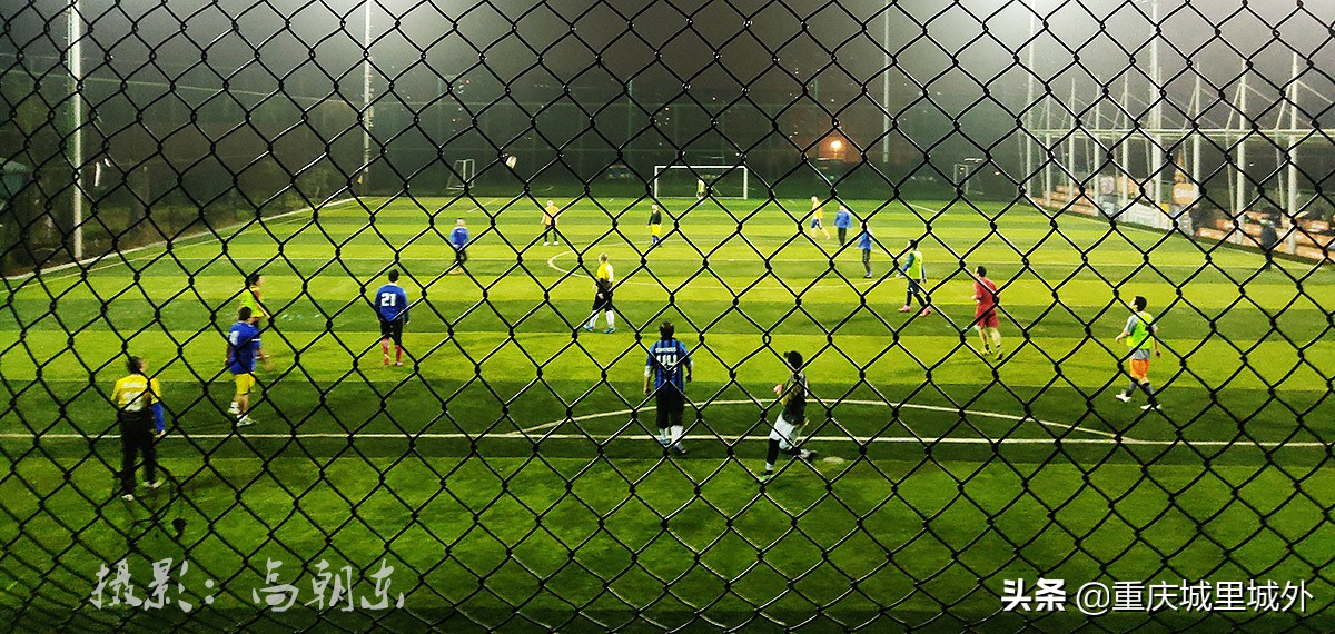 平顶山体育公园晚上好玩吗,夜间开放的体育公园