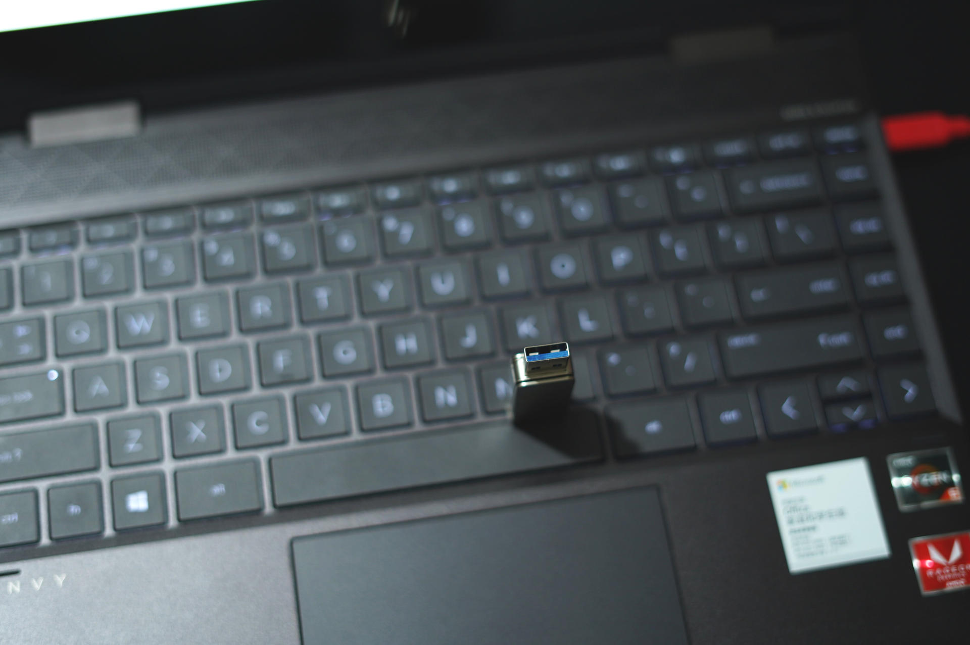 首款搭载40nm制程的“中国芯”闪存盘aigoU330U盘成就一代经典