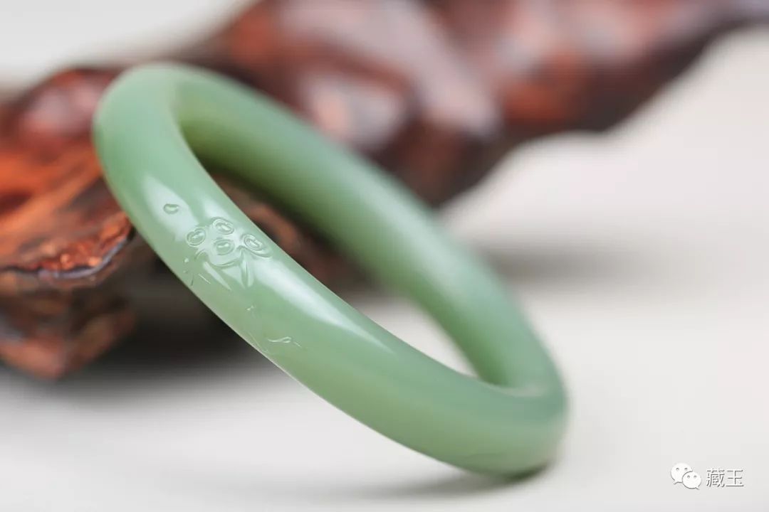 和田玉手镯怎么选才是最好的,和田玉手镯怎么选最好