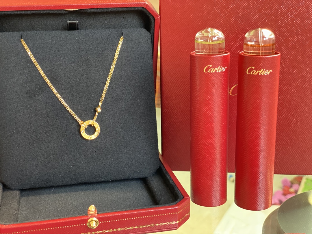 卡地亚的珠宝有什么魅力,20年前的卡地亚高级珠宝