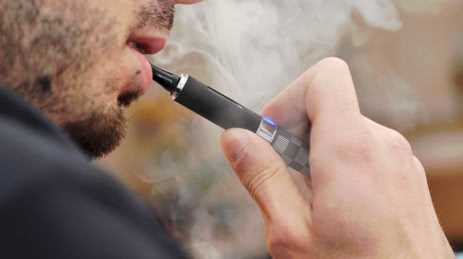 3.5亿烟民、500亿市场的中国*子烟电**产业，未来龙头会是谁？