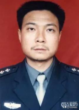 时隔26年再炸热搜，这次全网破防：太揪心