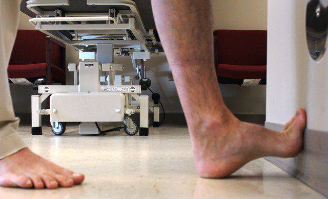 每天练习缓解足底痛图片,每天练习踮脚后腰酸胀