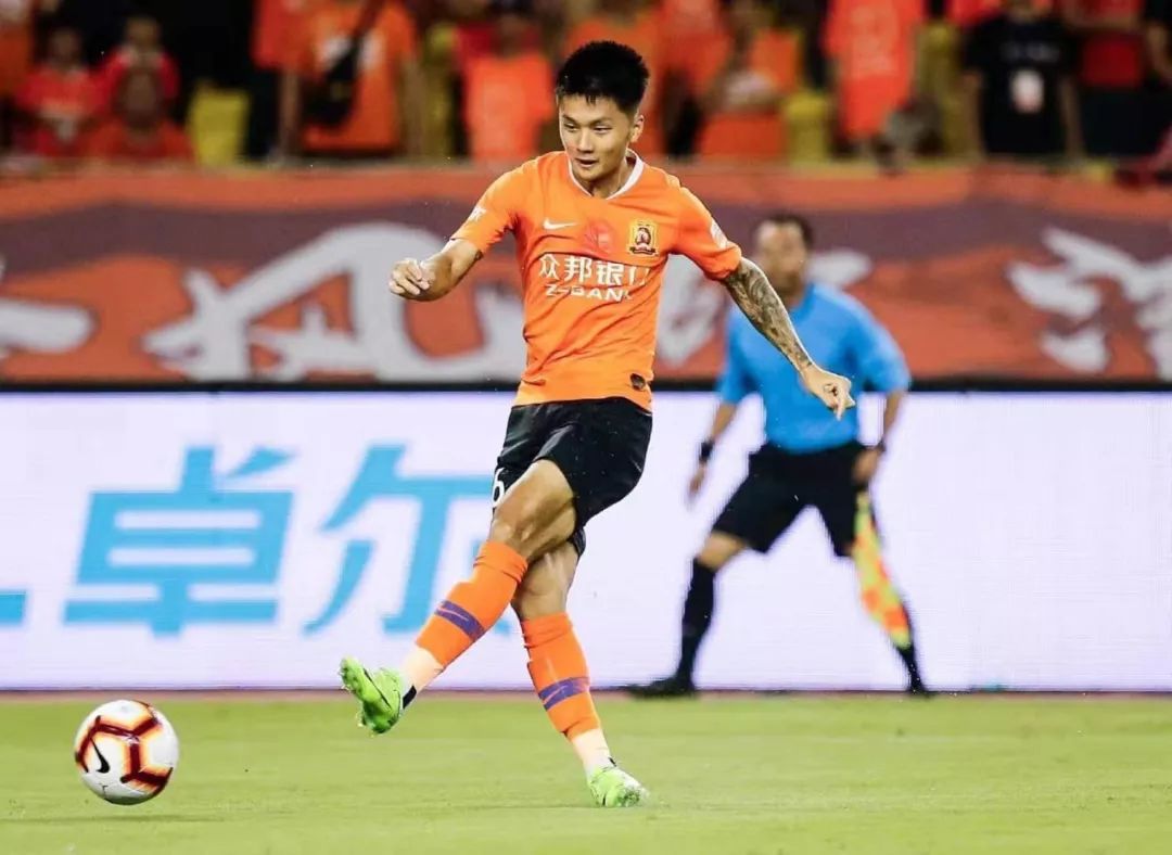 武汉卓尔击败恒大,2021武汉卓尔首胜