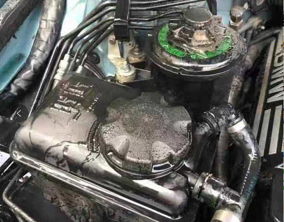 用低温冷却液有没有影响,冷却液少了会不会烧缸