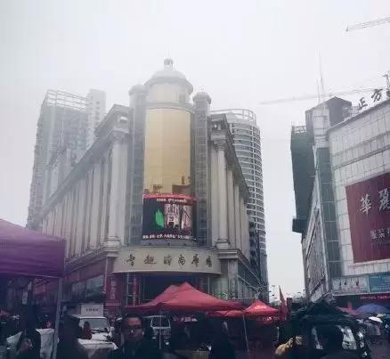 上海服装批发市场一手货源,服装批发市场一手货源