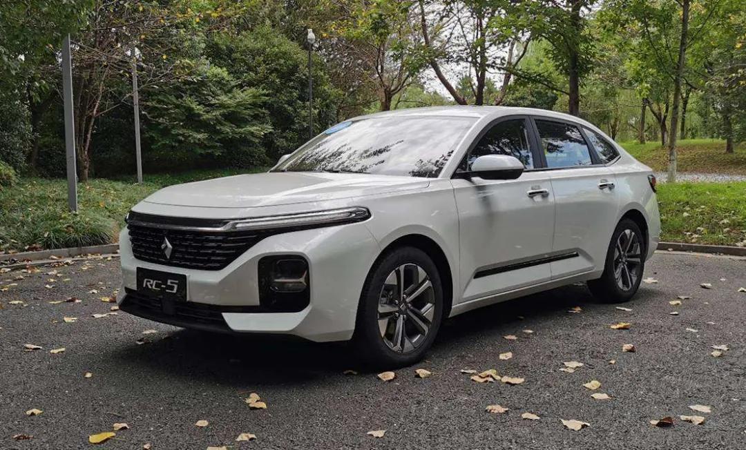 旅行车mpv和suv哪个适合日常家用,旅行车和suv哪个更适合长途旅行