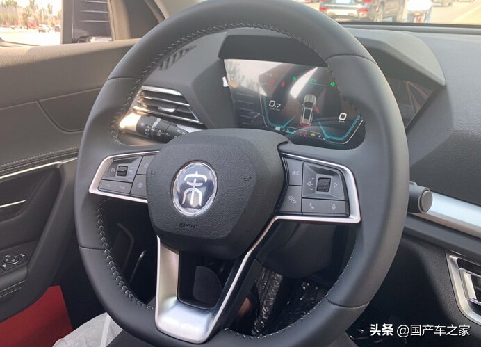 比亚迪宋pro灰色手动,比亚迪宋PRO驾驶体验