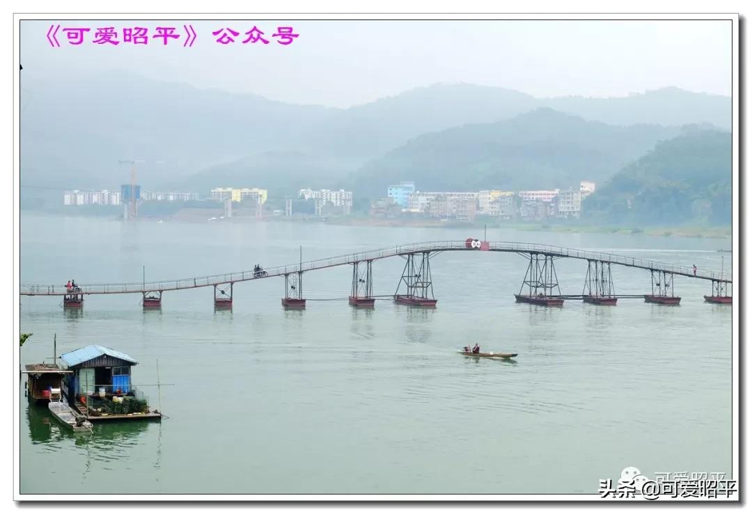 昭平县桂江东岸公路视频,贺州昭平道路建设