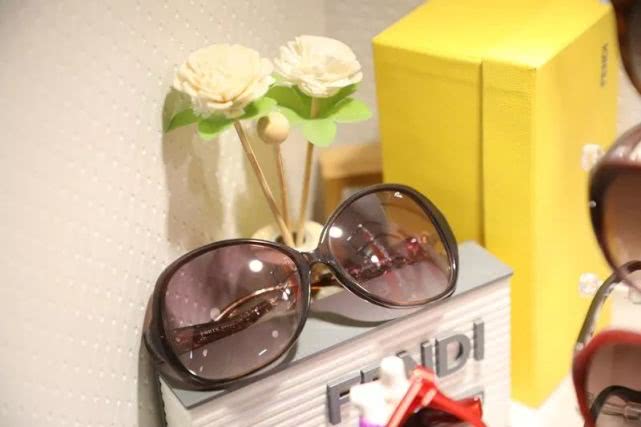 北京朝阳区潘家园眼镜店,潘家园哪家眼镜店最经济实惠又好