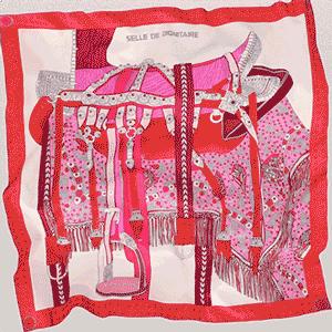 爱马仕丝巾为啥这么贵？7万多种颜色耗时两年看完就觉得值了