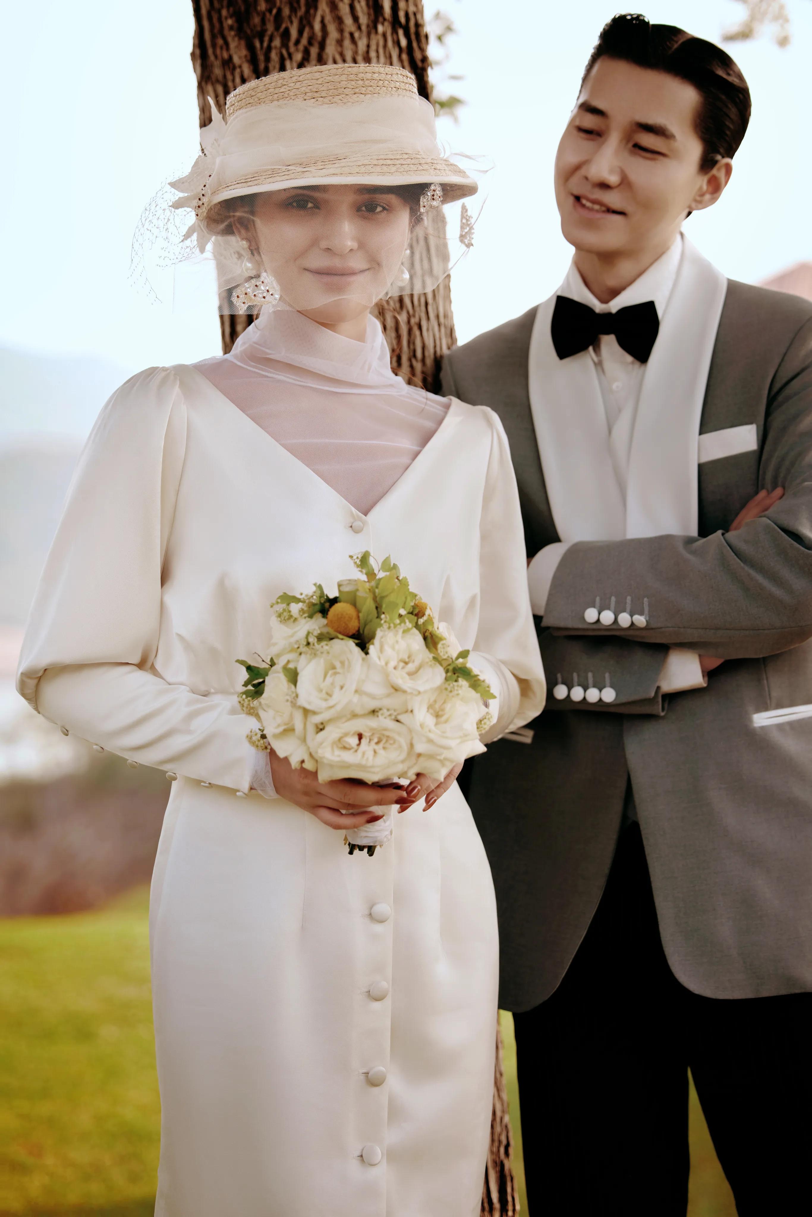 永远不会踩雷的时尚单品,永远不会过时的婚纱风格