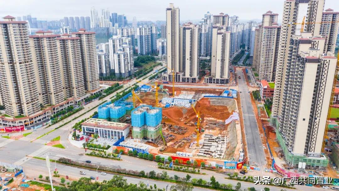 鎴戝湪鍗楀畞绛変綘瑙嗛,鎴戝湪鍗楀畞绛変綘鍘熺増