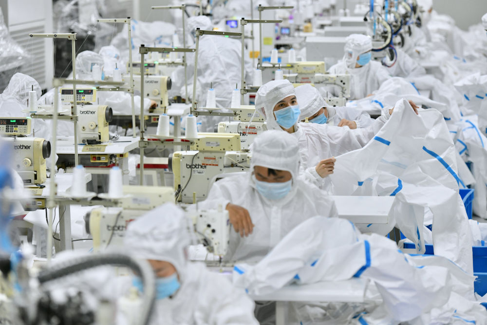 风雨无阻疫情防控不松懈,风雨无阻防疫必胜