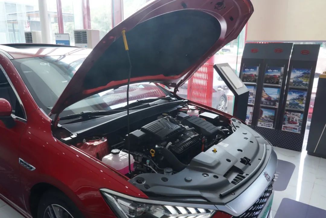 比亚迪秦plusdmi冠军版驾驶感受,比亚迪秦plusdmi纯燃油加速测试