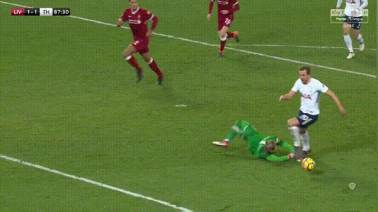 骂裁判会怎样,骂裁判的人