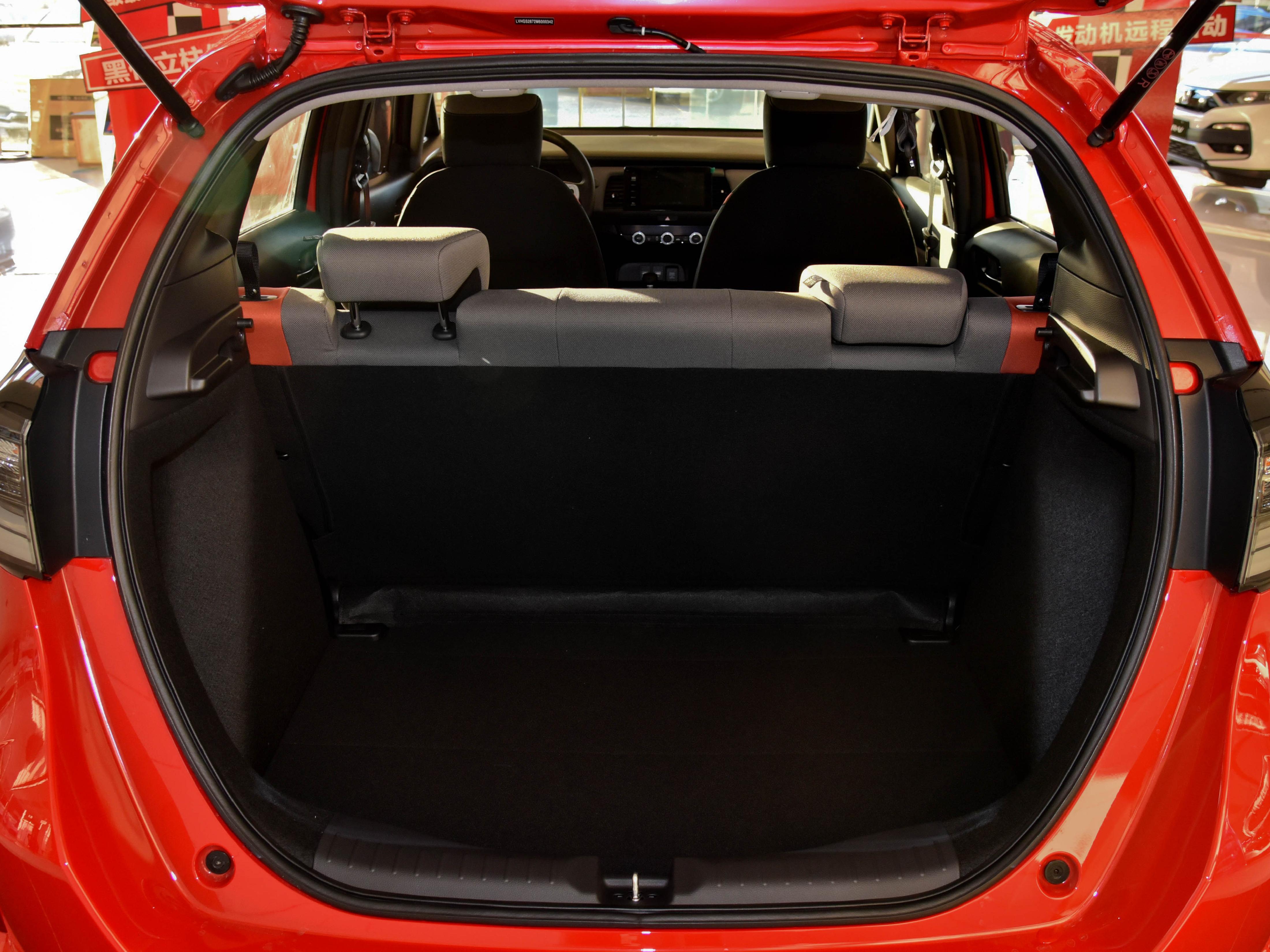 小车空间大的车型推荐,本田life哪款车型值得买