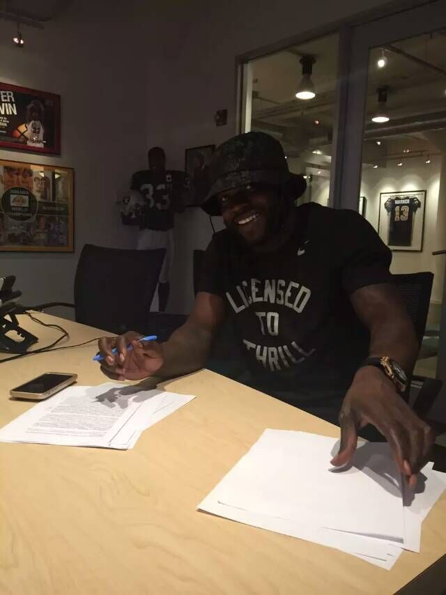 这项亚洲顶级赛事进入第三年，创始人来自美国，有一对中国弟妹