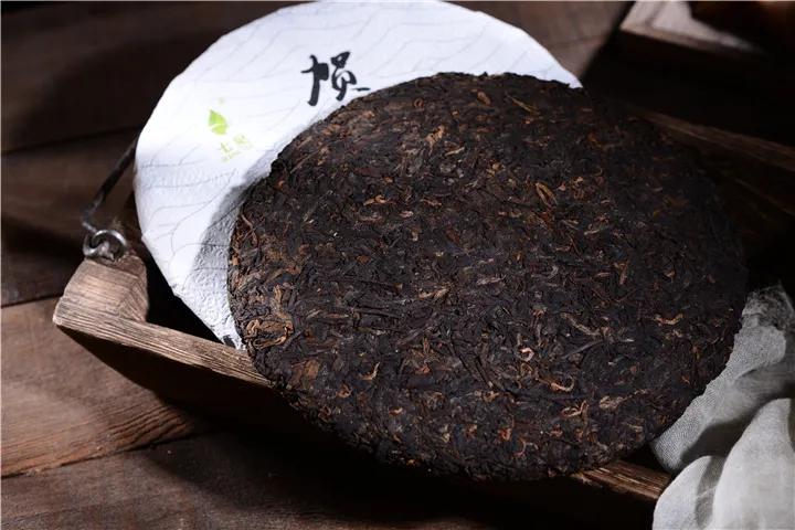 大型超市茶叶店买茶靠谱吗,在网上买茶靠谱吗