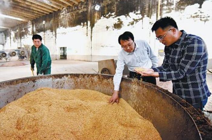 酱香型白酒酿造过程讲解,酱香型白酒酿造工艺流程图