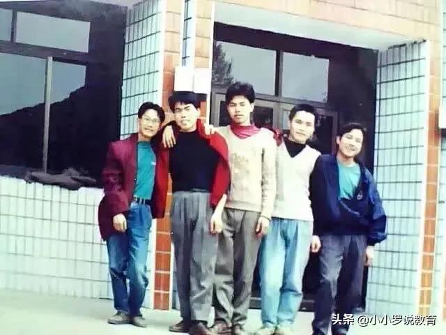 曾经的师范学校毕业生,当年的中师毕业生