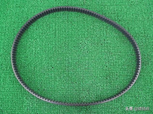 摩托车开放式皮带传动结构都有哪些优缺点？