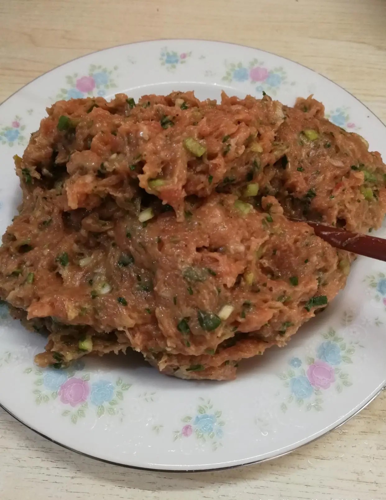 小馄饨肉馅怎么弄嫩点,小馄饨肉馅如何去腥