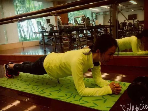 谭维维什么时候开始健身的,谭维维跑步前后对比