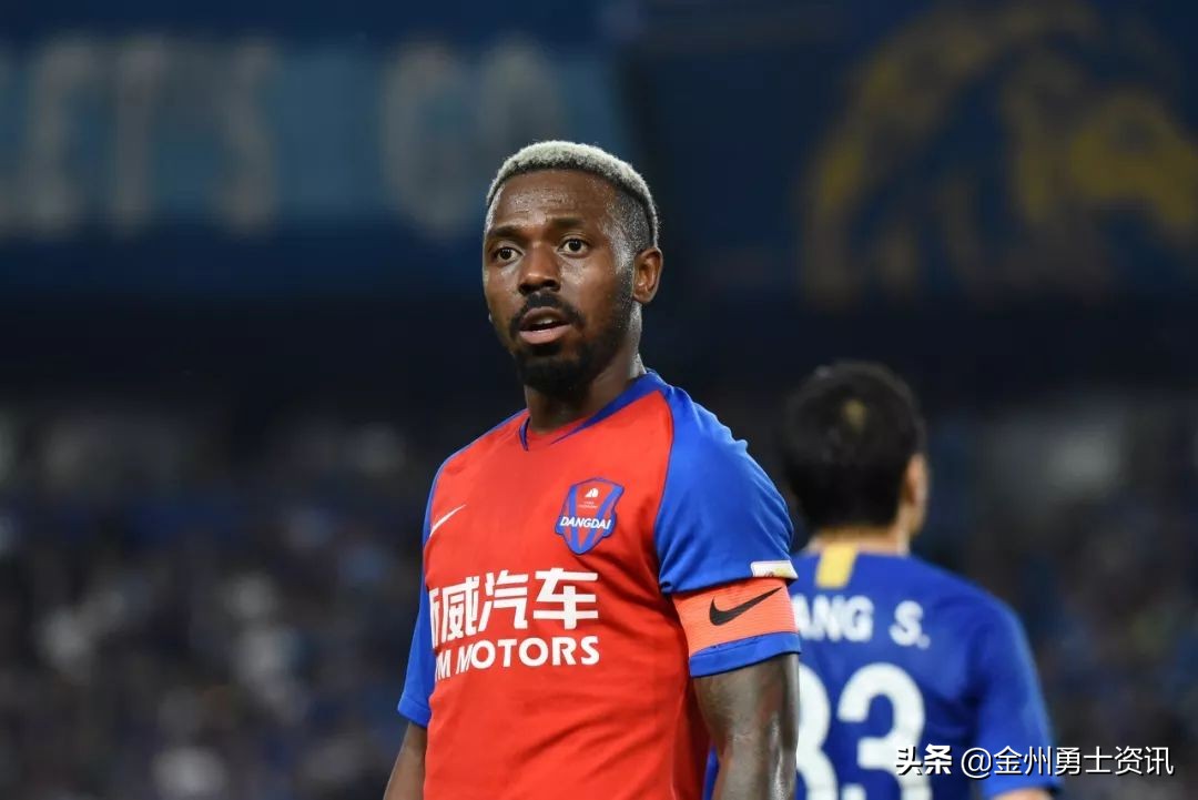 恒大巨星回应归化新援,恒大归化急先锋外援