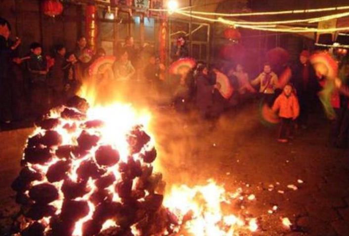 大年三十烧旺火是哪里的习俗,山西烧旺火的习俗